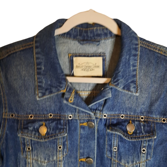 ❤️ ❤️Ashley Vintage Charm, Denim Jacket , size  L. - Picture 3 of 6
